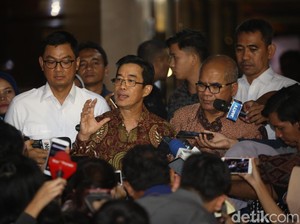 Bukan Rudiantara, Erick Thohir Tunjuk Zulkifli Zaini Jadi Dirut PLN