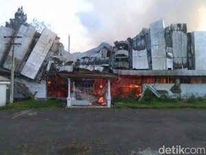 Pabrik Teh Kertowono di Lumajang Ludes Terbakar, Api Diduga dari Tungku