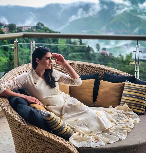 Stephanie juga kerap kali memposting sedang bermalam di resort-resort mewah, seperti di JW Marriott Mussoorie, India ini (Instagram/itsstephrice)(Instagram/itsstephrice) Stephanie juga kerap kali memposting sedang bermalam di resort-resort mewah, seperti di JW Marriott Mussoorie, India ini (Instagram/itsstephrice)(Instagram/itsstephrice)
