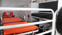 Menurut Putu, peran AMMDes tersebut menjadi bukti nyata terhadap upaya menurunkan angka kematian ibu (AKI) dan angka kematian bayi (AKB). AMMDes ambulance feeder ini menjadi proyekpercontohan, karena di Kabupaten Lebak masih ada belasan desa yang akses jalannya buruk dan berbatu-batu sehingga sulit dijangkau dengan mobil ambulans konvesional. Istimewa/Dok. Kemenperin.