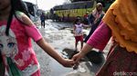 Menengok Hiruk Pikuk Pemudik di Terminal Tanjung Priok