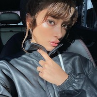 Saat memuat wawancara dengan Rola, AFP menyebut wajah model 29 tahun itu bisa ditemukan di mana-mana di Jepang. Dia menghiasi iklan televisi, majalah hingga ada di vanding machine yang banyak ditemukan di Jepang. Foto: Dok. Instagram @rolaofficial