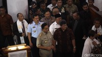 Ia juga menyampaikan bahwa Jakarta dalam kondisi yang aman.