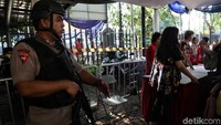 Menurut Humas Keuskupan Agung Jakarta Gereja Katedral Susyana Suwadie, misa Natal di Gereja Katedral pun diketahui akan dilaksanakan tiga kali, yaitu pukul 16.30, 19.30, 22.00 WIB.
