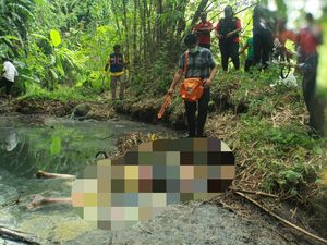 Mayat Pria Setengah Bugil Ditemukan Warga Mojokerto Saat Buang Sampah
