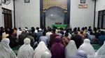 Potret Suasana Pemakaman Mahasiswa Unsika yang Tewas di Gua Lele
