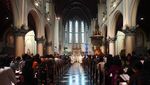 Suasana Khidmat Misa Natal di Gereja Katedral