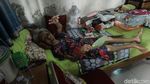 Suka Cita Jelang Natal di Panti Jompo