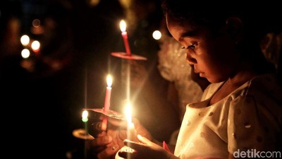 Ibadah Malam Natal di Gereja Portugis Jakut