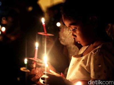 Ibadah Malam Natal di Gereja Portugis Jakut