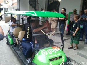 Sambut Wisatawan Nataru, Kota Semarang Tambah Mobil Golf