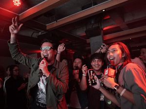 Kasper Bikin Kontes Adu Singing Begitu Bahagia
