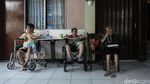 Suka Cita Jelang Natal di Panti Jompo