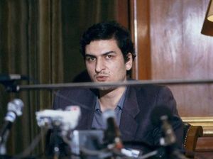 Gordji, Penerjemah Kedutaan Iran yang Bikin Pusing Prancis