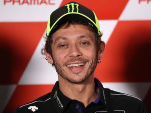 Valentino Rossi Tepis Rumor Mau Pensiun di MotoGP 2021