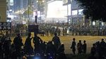 Polisi Hong Kong dan Demonstran Bentrok di Malam Natal