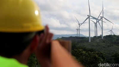 Tak Perlu ke Belanda, Keindahan Kincir Angin Raksasa Ada di Sidrap