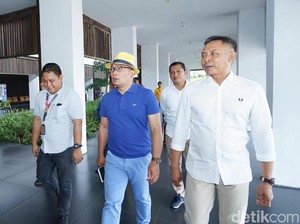 Liburan Akhir Tahun, Ridwan Kamil Terpesona Bandara Unik di Banyuwangi