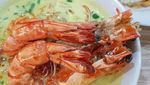 Dingin-dingin Enaknya Sarapan Soto Udang yang Gurih Mantap