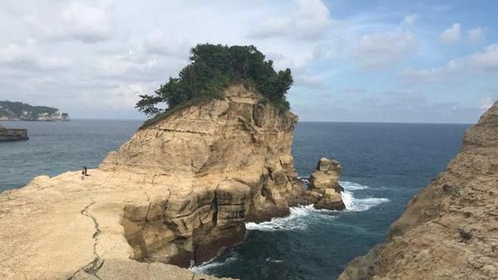 Pantai Patuk Gebang