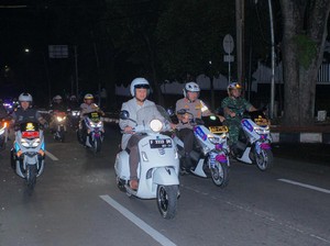 Saat Bima Arya Pantau Malam Natal di Kota Bogor Naik Motor