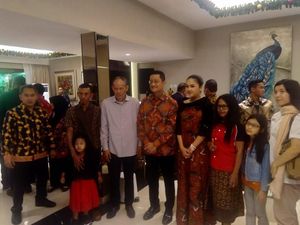 Menlu-Jaksa Agung Hadiri Open House Natal di Rumdin Mensos