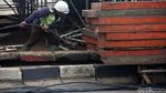 Panggung untuk Perayaan Malam Tahun Baru Mulai Dibangun