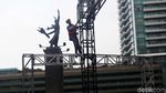 Panggung untuk Perayaan Malam Tahun Baru Mulai Dibangun