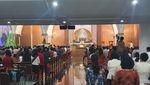 Potret Sukacita Jemaat Rayakan Natal Perdana di Gereja Santa Clara Bekasi