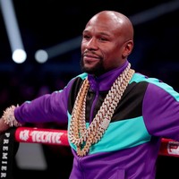 Daftar berlanjut, ada petinju asal Amerika Serikat Floyd Mayweather di tempat keenam. Foto: Photo by Tom Pennington/Getty Images