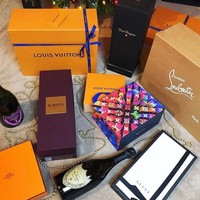 Berbagai hadiah mewah untuk Natal dipamerkan lewat akun Rich Kids of Instagram. Beberapa di antaranya Louis Vuitton, Gucci sampai Hermes. Foto: Instagram