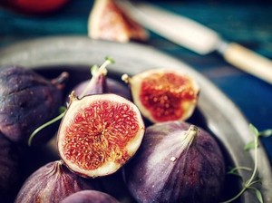 Selain Atasi Disfungsi Ereksi, Buah Tin Punya 4 Khasiat Sehat Ini