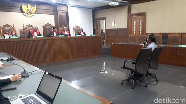 Soetikno Soedarjo Didakwa Beri Uang ke Emirsyah Satar Terkait Pengadaan Pesawat