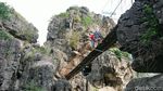 Foto: Seru-seruan di Labirin Batu Trenggalek