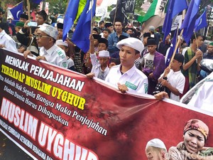Warga Cianjur Gelar Aksi Bela Muslim Uighur