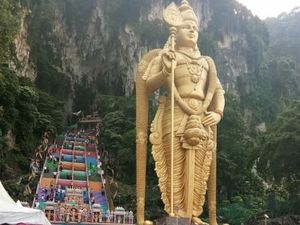 Batu Caves, Wisata Alam Ikonik Malaysia