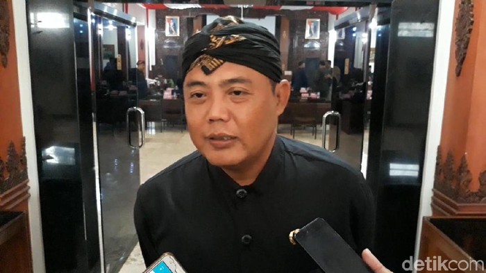 Rubicon milik Bupati Karanganyar, Juliyatmono tiba, Kamis (26/12/2019).