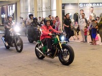 Spesialnya Motor Kaesang dan Mobil Ceper Baret Melintas di Tol Layang Japek