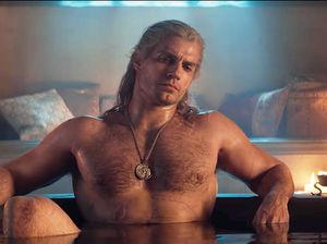 Jadi Superman Lagi, Henry Cavill Digantikan Liam Hemsworth di The Witcher