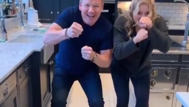 5 Makanan Viral di TikTok, Joget Gordon Ramsay hingga Makan Jari Sendiri
