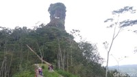 Wisata alam Puncak Widosari berada di Tritis, Desa Ngargosasi, Kecamatan Samigaluh, Kabupaten Kulon Progo, Daerah Istimewa Yogyakarta. (Foto: Eko Susanto/detikcom)