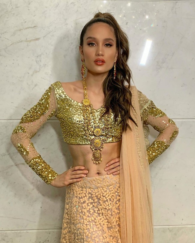 Selain aktif berolahraga, Cinta Laura juga menjaga pola makannya. Namun dia melakukan itu bukan karena demi menjaga berat badan. Kata Cinta yang terpenting adalah memiliki pola hidup sehat. Foto: Dok. Instagram Cinta Laura