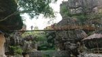 Foto: Seru-seruan di Labirin Batu Trenggalek