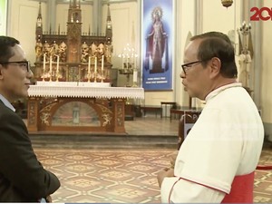 Patung Bunda Maria Berkebaya di Gereja Katedral Jakarta