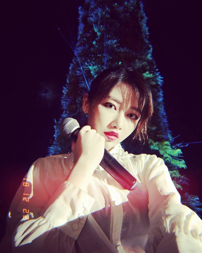 Aku tahu kalian semua peduli padaku. Terima kasih kepada kalian semua yang telah membantuku. Aku berhasil bertahan sampai sekarang. Tetapi, kamu tidak dapat memahami depresiku, karena bagiku untuk benar-benar memahaminya kamu haru menjalaninya, yang tidak akan aku harapkan kepada siapapun, kata Samantha Foto: Instagram