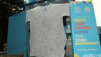 Dalam acara yang diadakan tanggal 25 - 29 Desember 2019, di Plaza Tenggara GBK Senayan, Jakarta ini, Koze Indonesia menghadirkan kaos polos super besar berukuran 3 x 3.1 m.