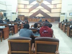 Mangkir Sidang Interpelasi, DPRD Jember Sepakat Hak Angket ke Bupati Faida