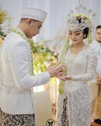 Foto: Inspirasi Kebaya Pengantin Putih 15 Artis Indonesia