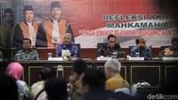 Dalam pernyataan pers tersebut Ketua MA Hatta Ali mengatakan ada 19.370 perkara yang diregister lembaga peradilan di sepanjang tahun 2019.