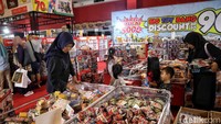 Pameran yang diselenggarakan setiap tahun dengan diskon hingga 90 persen untuk barang-barang elektronik, mainan, peralatan rumah tangga, gadget, fesyen dan kosmetik.